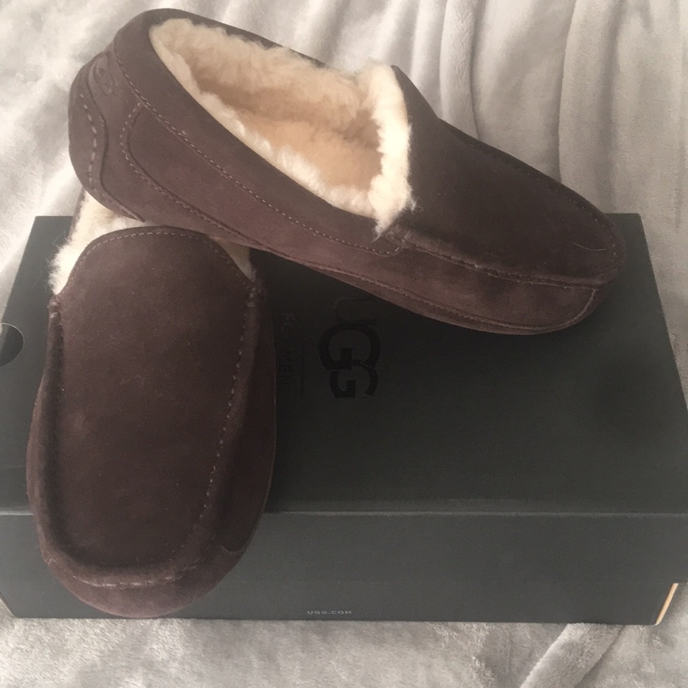 New Ugg Men’s Ascot Slipper